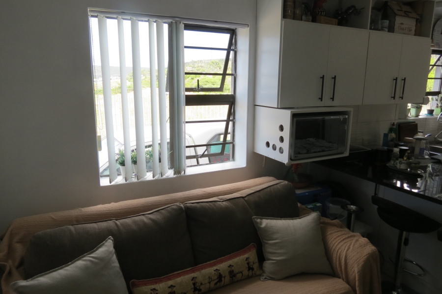 1 Bedroom Property for Sale in Hartenbos Central Western Cape